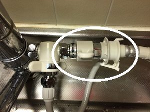 キッチン蛇口上から